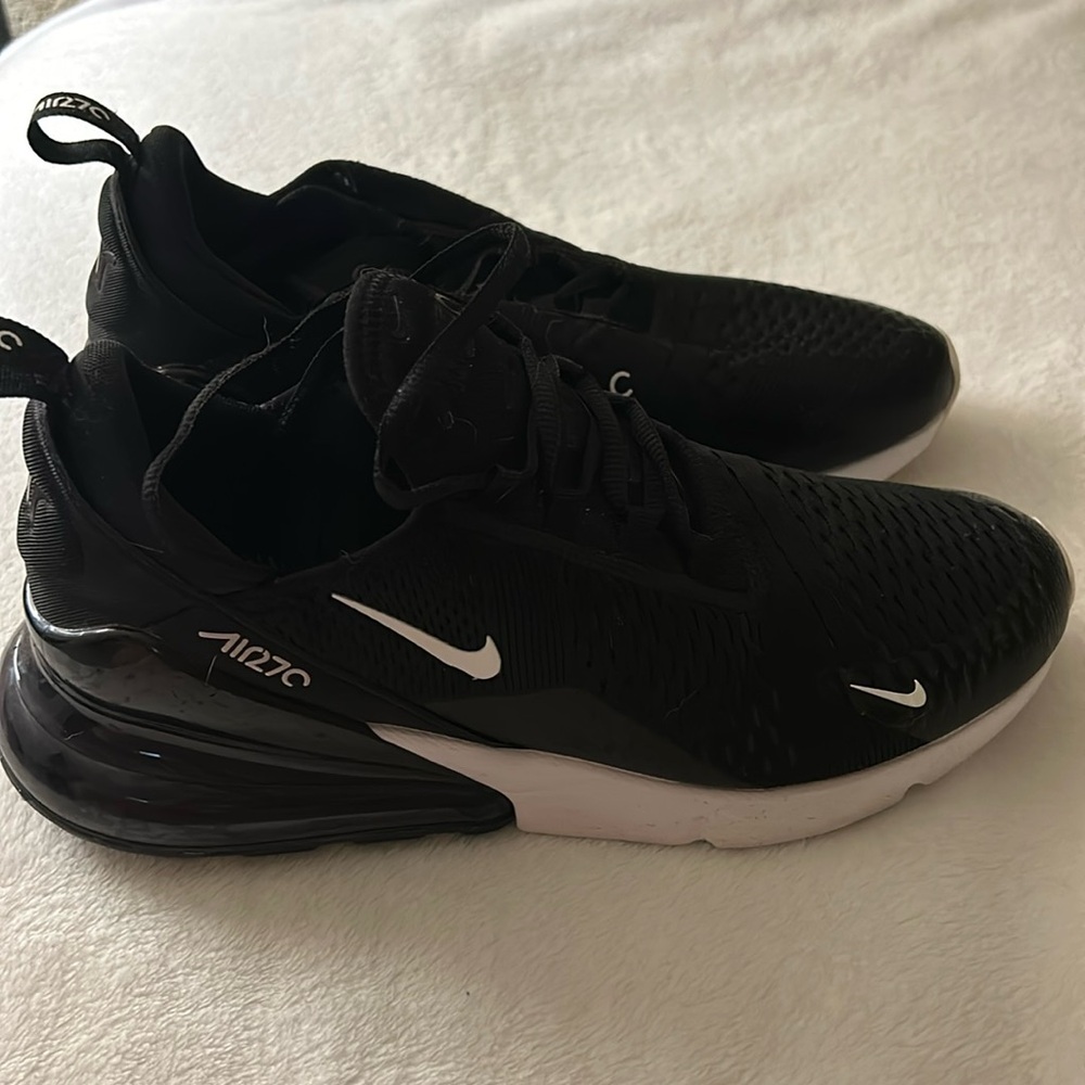 Nike Men's Air Max 270
